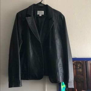 Worthington lambskin ladies jacket